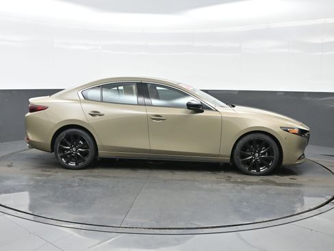 Used 2024 MAZDA MAZDA3 s image 7
