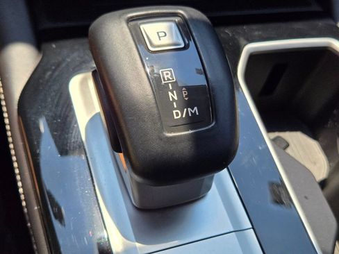 Used 2025 Mitsubishi Outlander SE AWD/4WD image 29