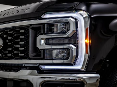 Used 2026 Ford F350 Lariat w/ Chrome Package AWD/4WD image 21