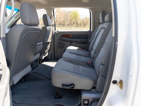 Used 2006 Dodge Ram 2500 Truck SLT w/ Light Group image 26