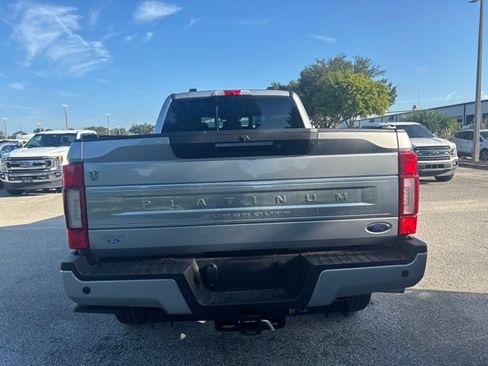 Used 2022 Ford F350 Platinum AWD/4WD image 6