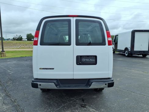 New 2026 Chevrolet Express 2500 Extended w/ Driver Convenience Package RWD image 4