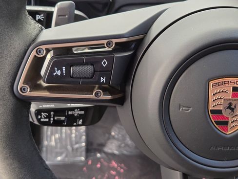 Certified 2025 Porsche Cayenne GTS AWD/4WD image 18