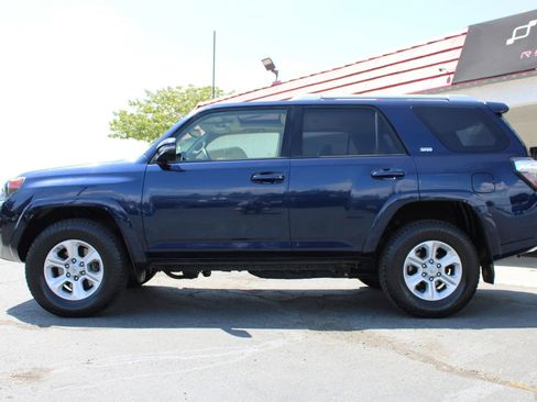 Used 2014 Toyota 4Runner SR5 Premium AWD/4WD image 4