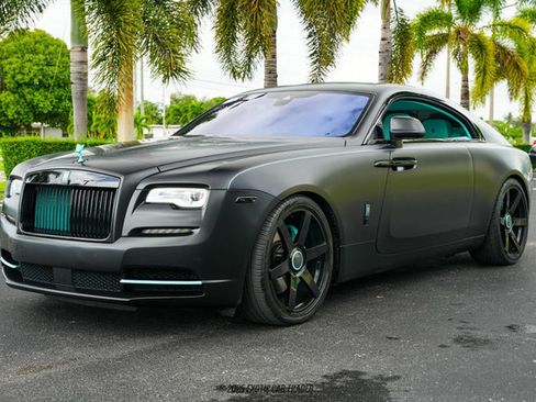 Used 2017 Rolls-Royce Wraith image 14