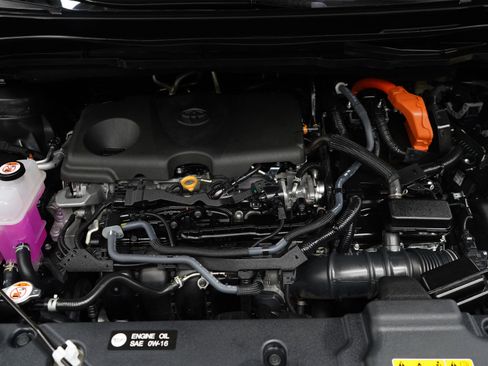 Used 2025 Toyota Sienna XLE w/ XLE Plus Package AWD/4WD image 30