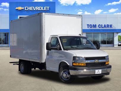New 2025 Chevrolet Express 3500 w/ Power Convenience Package