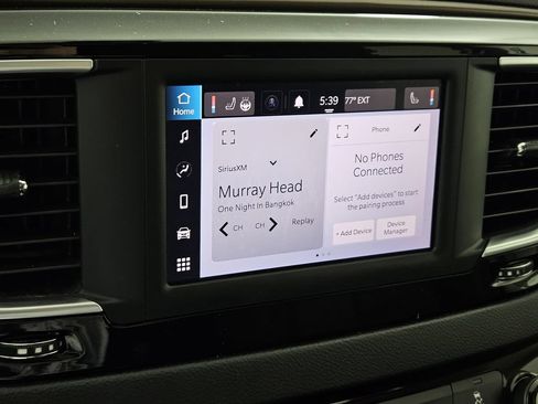 Used 2022 Chrysler Voyager LX FWD image 12