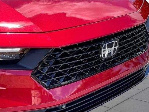Used 2024 Honda Accord Touring image 30