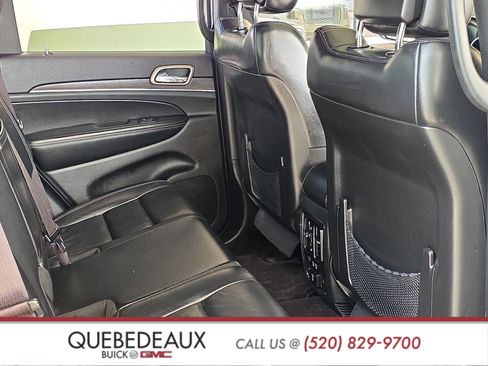 Used 2017 Jeep Grand Cherokee Limited AWD/4WD image 26