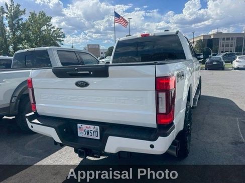 Used 2017 Ford F350 Lariat w/ Lariat Ultimate Package AWD/4WD image 2