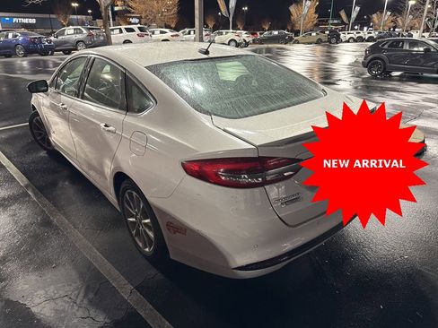 Used 2018 Ford Fusion Energi Titanium image 6