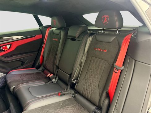 Used 2024 Lamborghini Urus S image 26