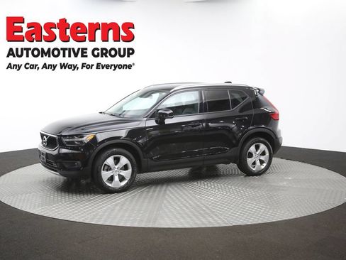 Used 2022 Volvo XC40 T5 Momentum AWD/4WD image 57