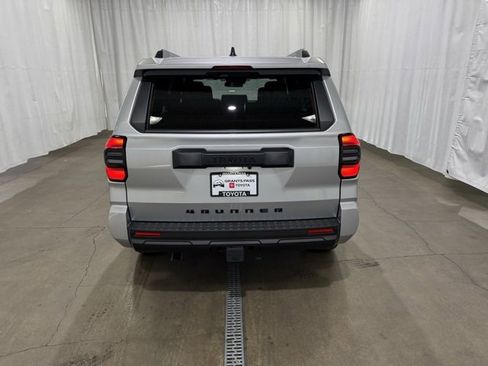 New 2025 Toyota 4Runner SR5 image 4