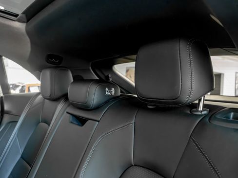 Certified 2024 Porsche Macan 4 Electric AWD/4WD image 26