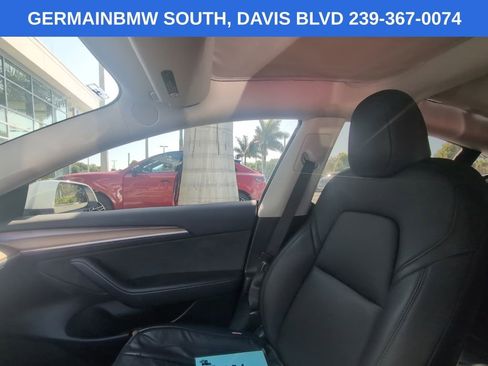 Used 2023 Tesla Model 3 Standard Range image 14