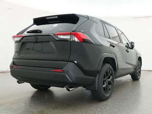 New 2025 Toyota RAV4 LE image 20