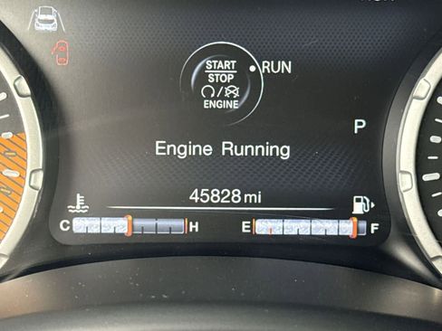 Used 2023 Jeep Renegade Latitude image 31