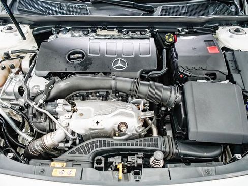 Certified 2022 Mercedes-Benz CLA 250 image 28