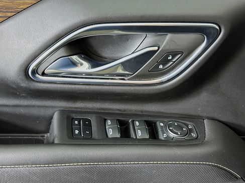 Used 2023 Chevrolet Tahoe Premier RWD image 23