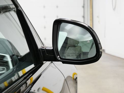 Used 2022 BMW X7 M50i image 40