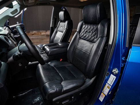 Used 2018 Toyota Tundra Platinum image 28