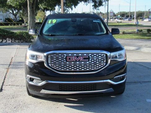 Used 2019 GMC Acadia Denali w/ Technology Package image 10