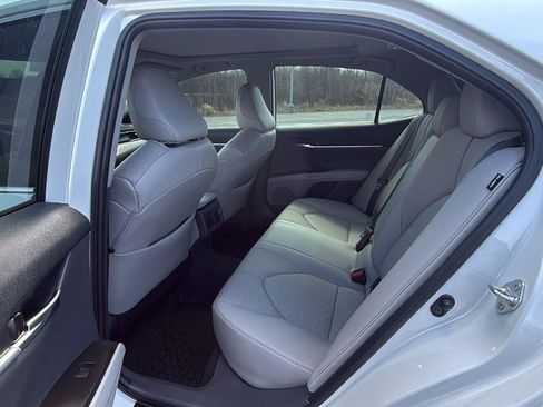 Used 2023 Toyota Camry XSE w/ Navigation Package image 21