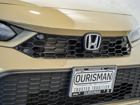 Used 2025 Honda Civic Sport Touring image 14