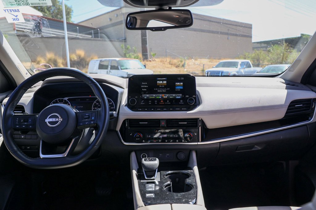 Used 2023 Nissan Rogue SV FWD image 24