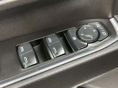 Used 2024 Chevrolet Silverado 2500 LT image 20