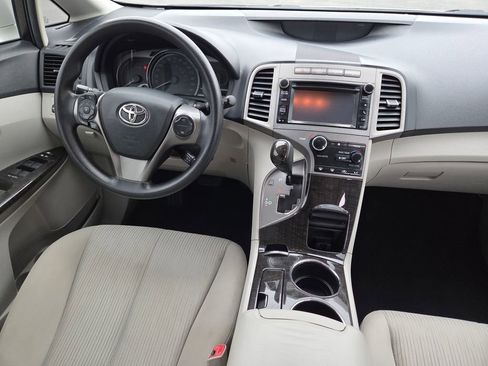 Used 2014 Toyota Venza LE w/ LE Convenience Package FWD image 27