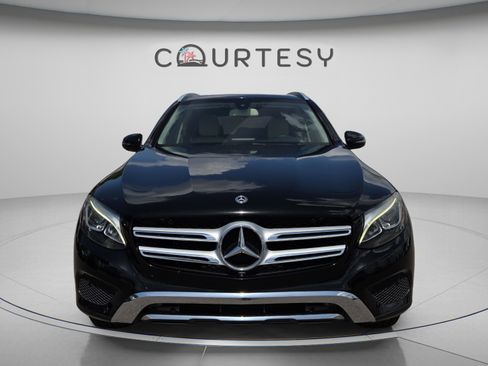 Used 2018 Mercedes-Benz GLC 300 image 8