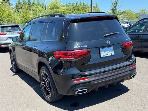 Used 2023 Mercedes-Benz GLB 250 4MATIC image 5