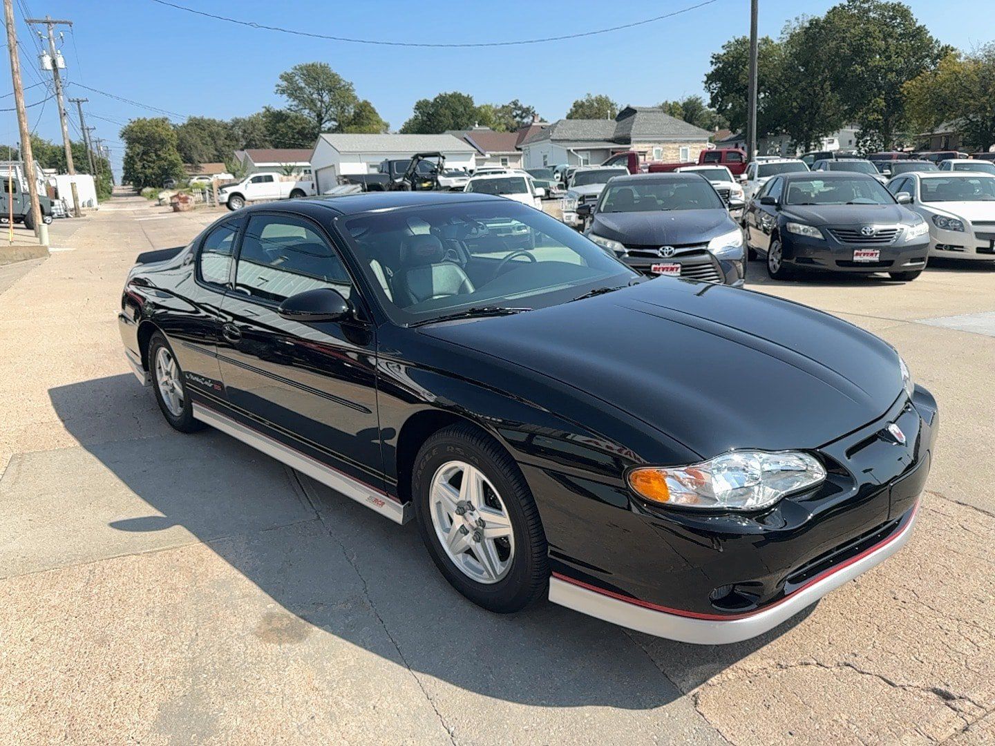 Used 2002 Chevrolet Monte Carlo SS w/ Preferred Equipment Group FWD image 3
