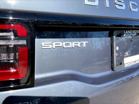 Used 2025 Land Rover Discovery Sport S image 10