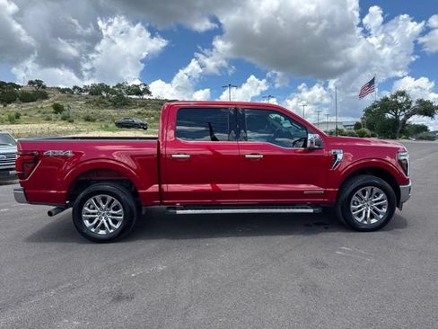 Used 2025 Ford F150 Lariat w/ Equipment Group 501A Mid AWD/4WD image 4