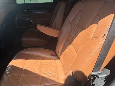 Used 2024 Kia Telluride SX X-Line image 11