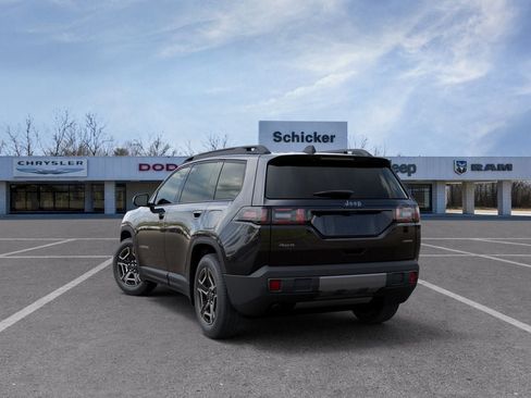 New 2026 Jeep Cherokee Laredo AWD/4WD image 3