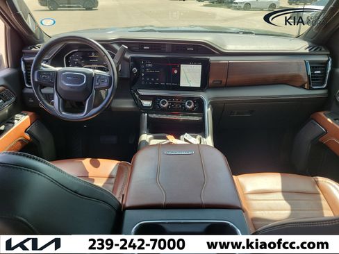 Used 2024 GMC Sierra 2500 Denali Ultimate w/ Snow Plow Prep/Camper Package AWD/4WD image 16