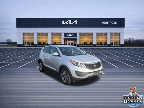Used 2015 Kia Sportage LX FWD image 3