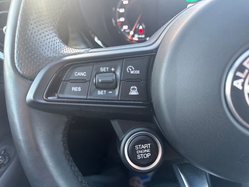 Used 2024 Alfa Romeo Tonale Ti image 23