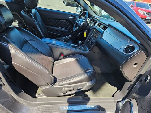 Used 2014 Ford Mustang Premium w/ Electronics Package RWD image 9