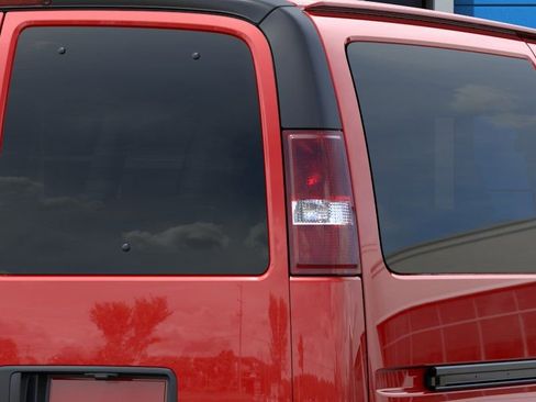 New 2026 Chevrolet Express 2500 LS image 12