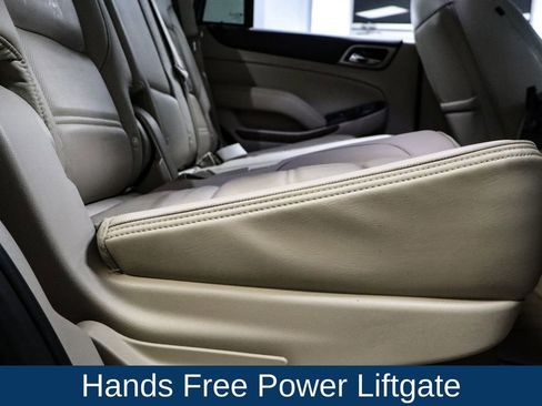 Used 2018 GMC Yukon Denali w/ Denali Ultimate Package image 17