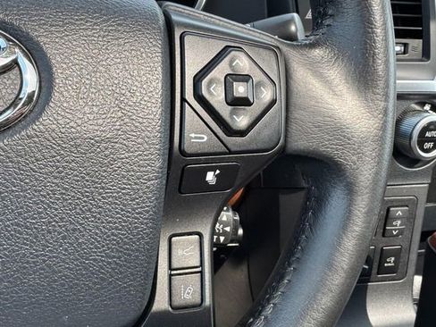 Used 2019 Toyota Sequoia Platinum AWD/4WD image 19