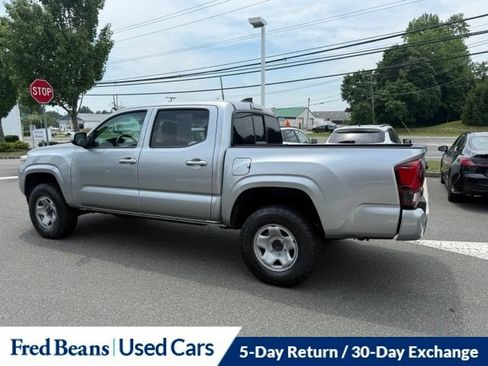 Certified 2022 Toyota Tacoma SR AWD/4WD image 14