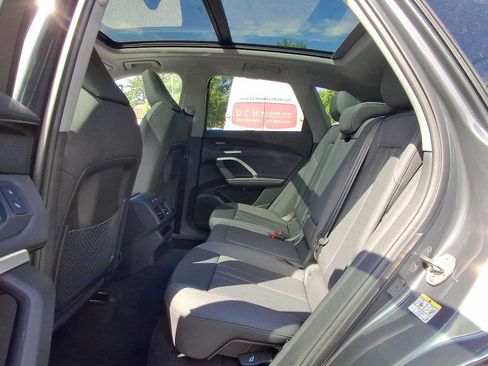 Certified 2025 Audi Q5 Premium w/ Premium Plus AWD/4WD image 26