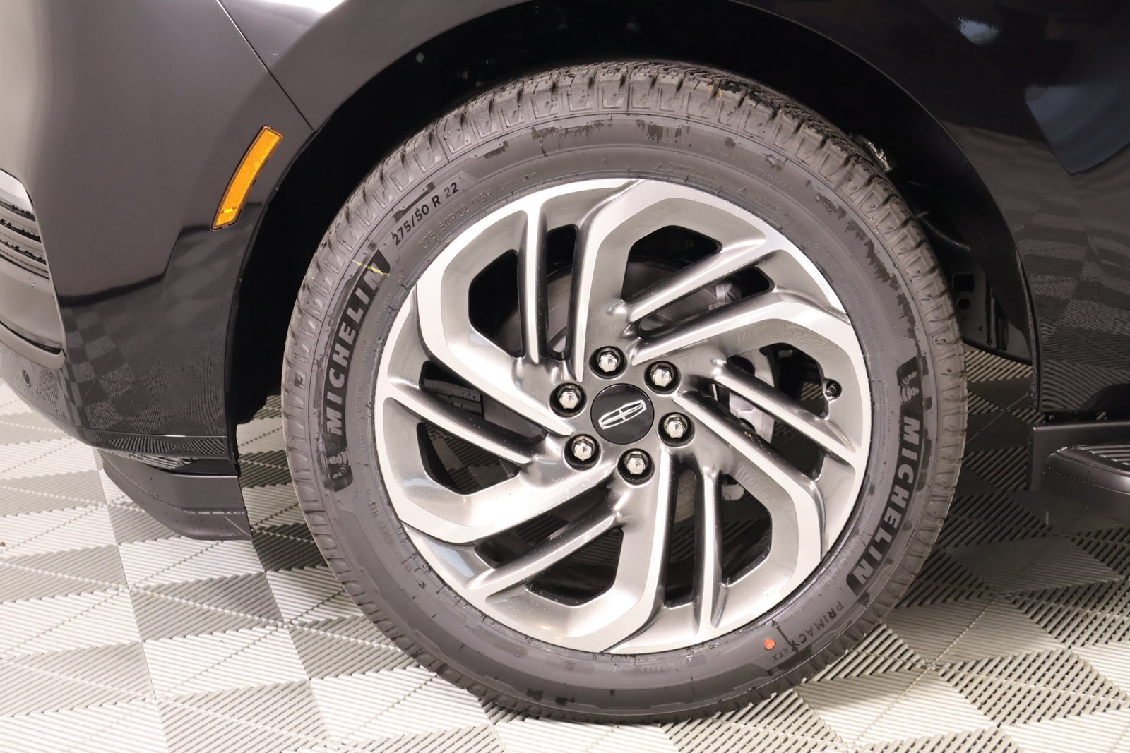 New 2026 Lincoln Navigator Premiere AWD/4WD image 19